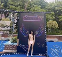 外拍露出第二章