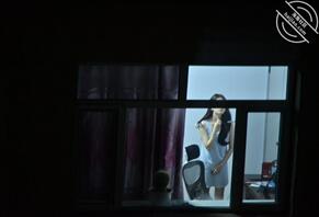 偷拍对楼小少妇（2）1