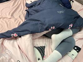 【真实乱伦】舅妈跑完步穿运动服操侄子||送五万金币2