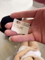 朋友跪在姐姐脚下做狗奴