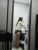 周末了，骚老婆偷拍出来帮兄弟们释放释放，2