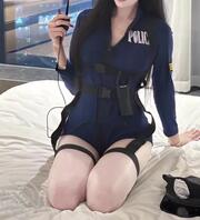我和亲妹妹， 端午节快乐。2