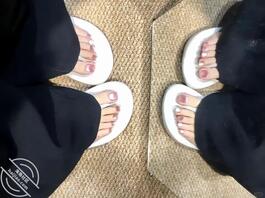 【极品玉足写真】后续除了更新原创视频，会多更新美腿写真。防止大家吃腻玉足0