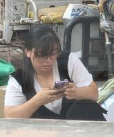 偷拍快递站丰乳肥臀的工作人员
