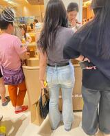 偷拍路人屁股0