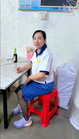(真实母子)给丰满温柔奶子不小的娇美二号妈妈拉个票0