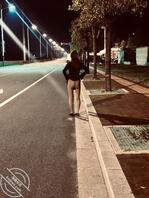 拉面馆回族小骚妻下班露出，骚妻喜欢看大神评论1