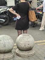 街拍黑丝少妇2