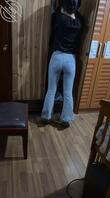 娟娟母猪偷拍自家亲弟媳于瑶穿牛仔裤收拾衣服