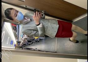 厕拍美女乘务员0