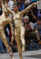 金色彩繪人街舞0