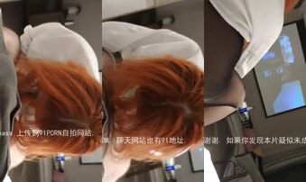 杭州露脸骚逼98后舔脚(收藏过千发酒瓶插逼)