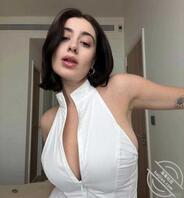 衣服深度太大，拉链承受太多的压力了