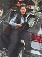 偷拍我的骚逼嫂子1