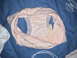 女大学生宿舍打胶0