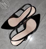 再给大家上一波福利，骚气的新婚少妇的高跟，爽之2