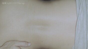 【真实原创金币视频】大姨子69势，肉丝，母乳内衣，边肏边扣阴蒂