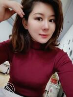 又一个饥渴少妇，费了好大劲才插入骚逼2