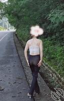 偶尔还是更新一下小美女的露出吧1