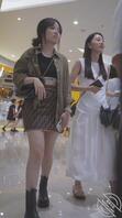 商圈尾随拍摄各路性感美女群底风光0