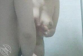 强上洗澡的老妈