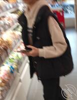 《原创真实经历2》也是听取海友意见给小堂妹爆金币，带她去买好吃的