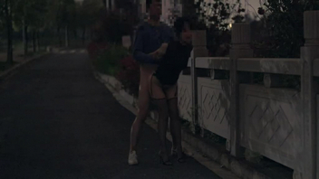 和金主单街边露出玩刺激