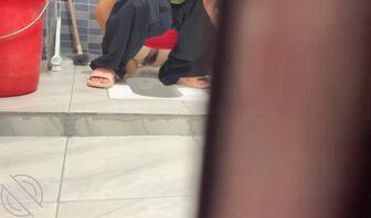 好久没拍过大嫂，放假回家几天又想大嫂了，45岁毛毛好漂亮好想操