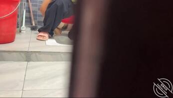 好久没拍过大嫂，放假回家几天又想大嫂了，45岁毛毛好漂亮好想操2