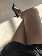 穿上丈母娘的丝袜，骚棉裤，连衣裙爽一下1