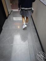 继续偷拍白腿网管0