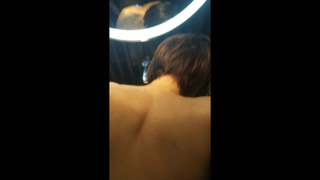 镜子前后入短发骚货