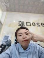 骚逼护士想找两个大鸡吧单男一起操她！