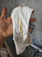 姐姐洗完澡我去上厕所，偶遇姐姐的原味内裤1