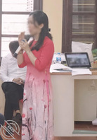 偷拍邻居的妹妹0