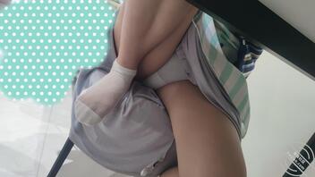 五一回家操老婆。吃饭的时候偷拍一下2