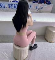 站街婊母狗刘迪的瑜伽装 嘿嘿 评价一下吧 想被羞辱