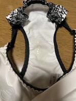 射在女内裤裆部0